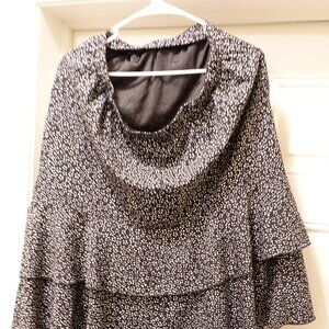 Very soft and flowy woman's skirt from Hibluco. size XL